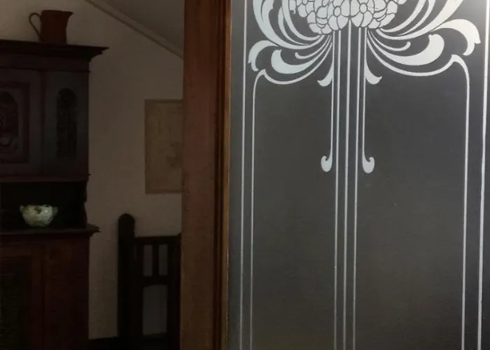 Stilvolle 3-zimmer In Jugendstilvilla * Flims