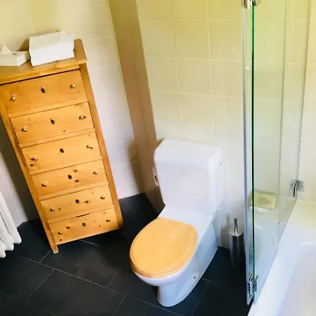 Stilvolle 3-zimmer In Jugendstilvilla *